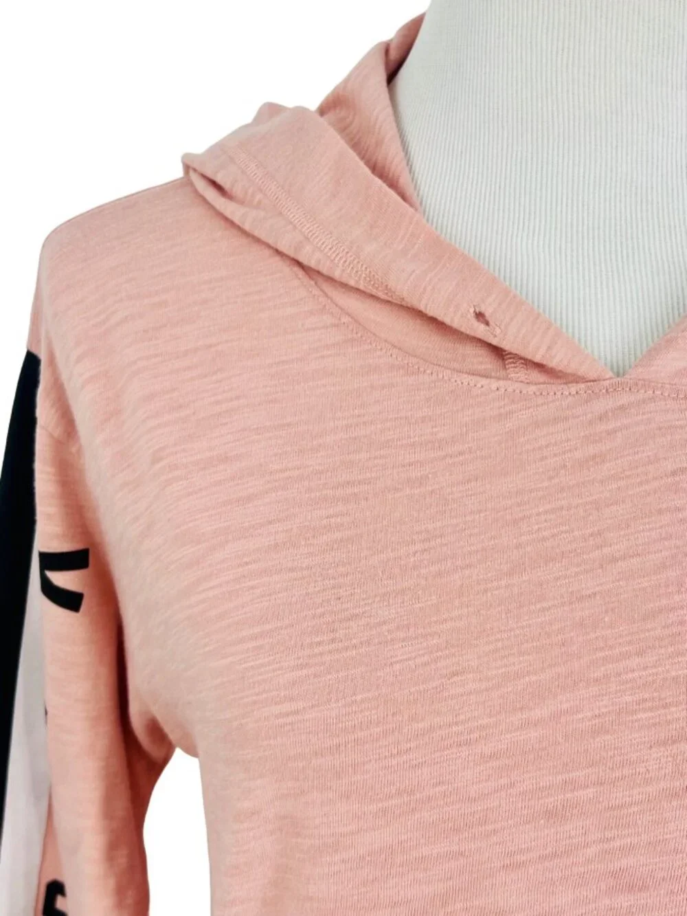 Victoria’s Secret PINK Hooded Blush Logo Top | Athleisure Y2K10s Tumblr Athletic - Picture 2 of 12